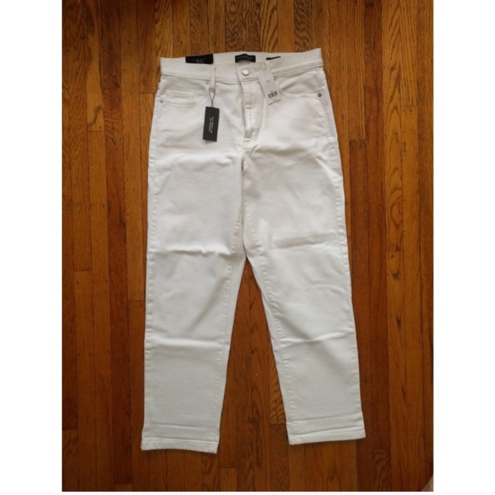 ‼️SOLD‼️NWOT Banana Republic White Boyfriend